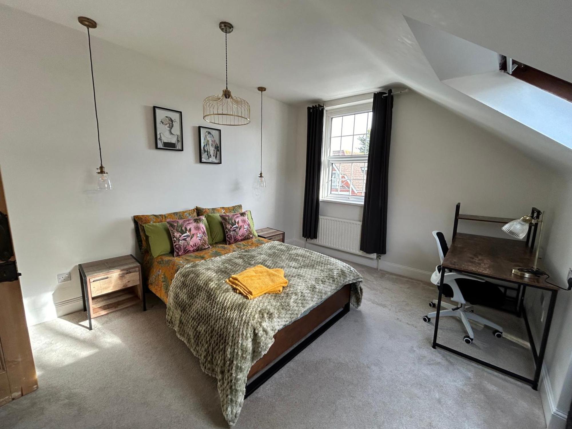 Seaside Rentals Bournemouth - 2Br, Upto 6Ppl, Beach 3 Min Walk, Dogs Ok, Wifi, Park 2 Cars Exterior foto